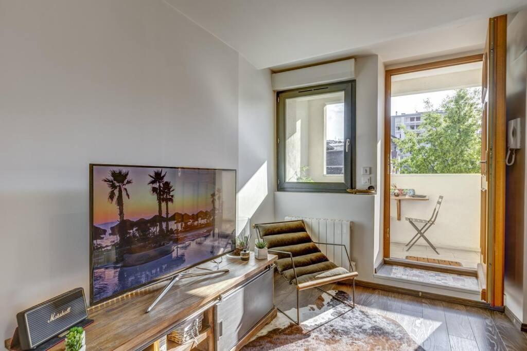 Апартаменты Le Pura Vida, Hyper Centre Terrasse + Parking Анси Экстерьер фото