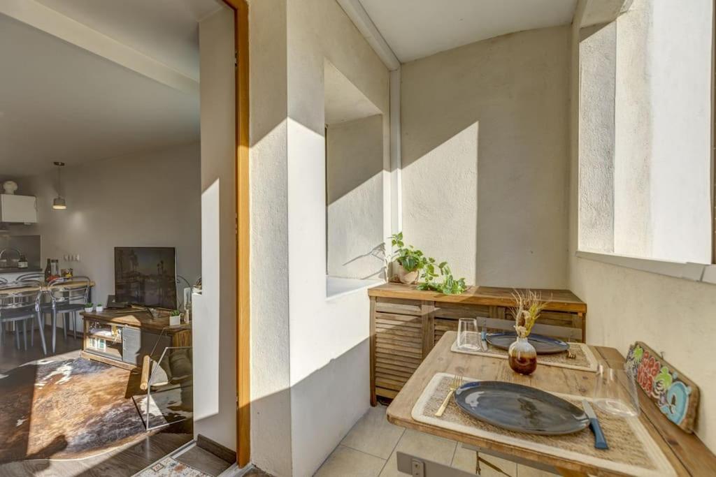 Апартаменты Le Pura Vida, Hyper Centre Terrasse + Parking Анси Экстерьер фото